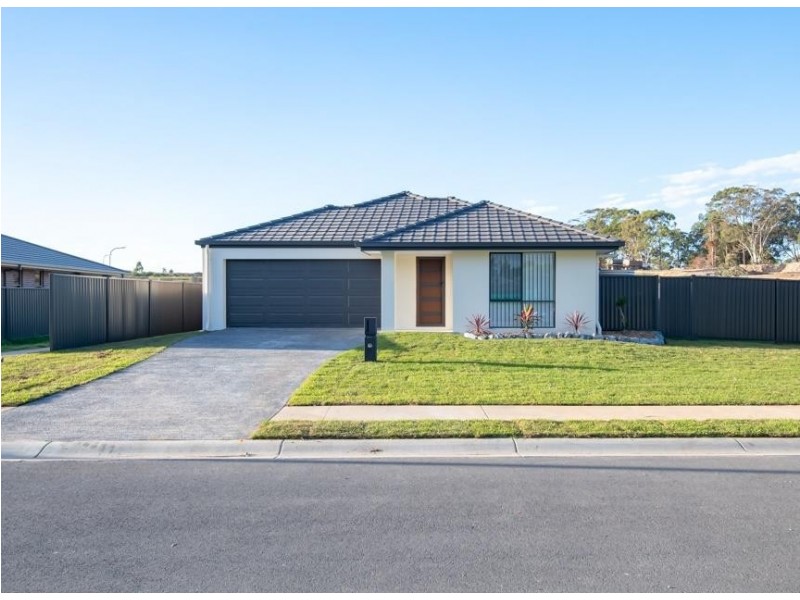 27 Flat Top Drive, Woolgoolga NSW 2456