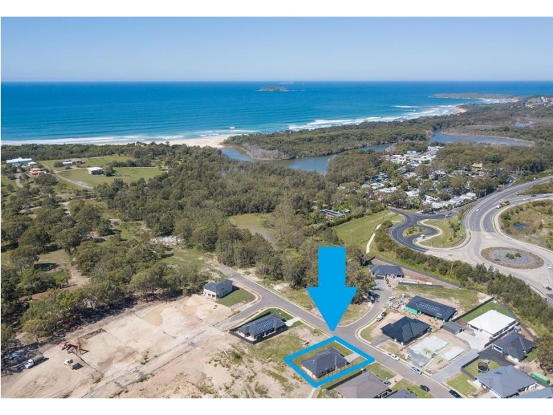 27 Flat Top Drive, Woolgoolga NSW 2456