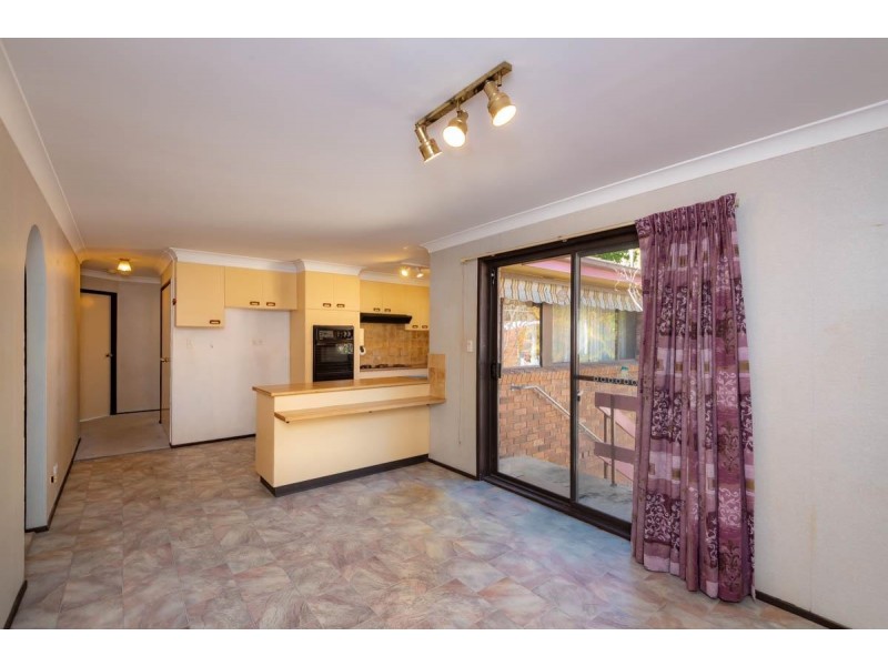 8 Tomkins Avenue, Woolgoolga NSW 2456