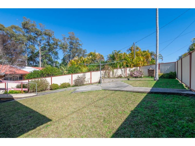 8 Tomkins Avenue, Woolgoolga NSW 2456