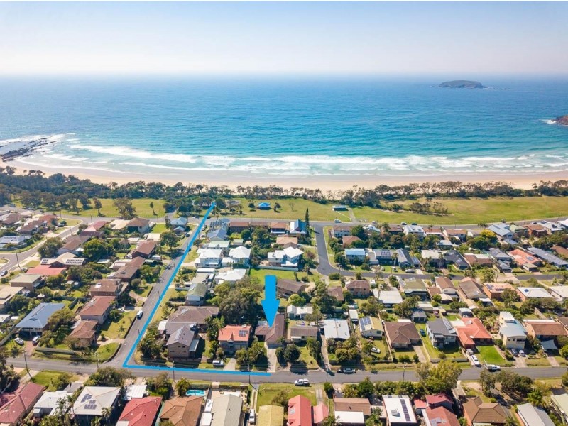 11 Ironbark Avenue, Sandy Beach NSW 2456