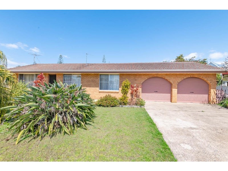39 Turon Parade, Woolgoolga NSW 2456