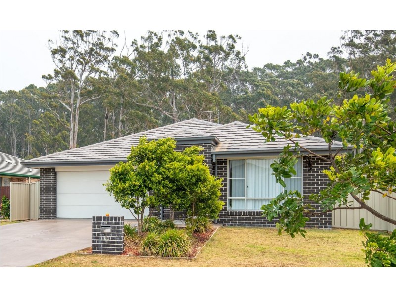 10 Waterways Drive, Sandy Beach NSW 2456