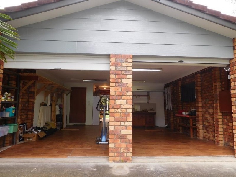8 Baroona Street, Safety Beach NSW 2456