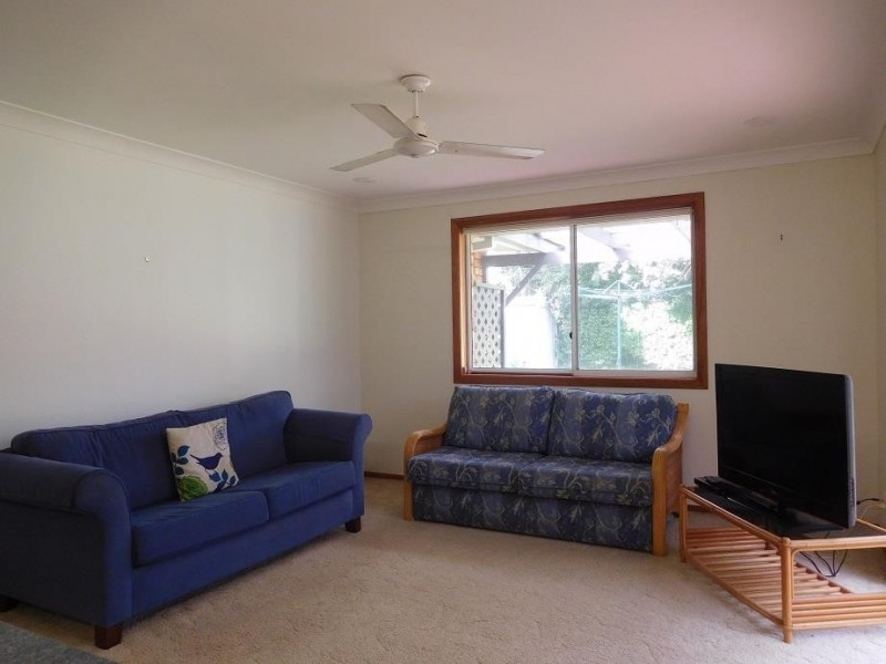 8 Baroona Street, Safety Beach NSW 2456