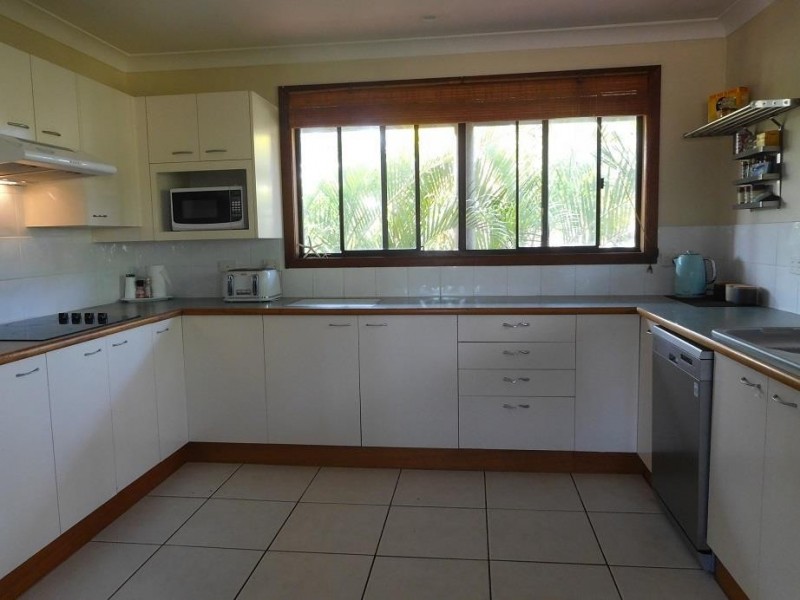 10 Ironbark Avenue, Sandy Beach NSW 2456