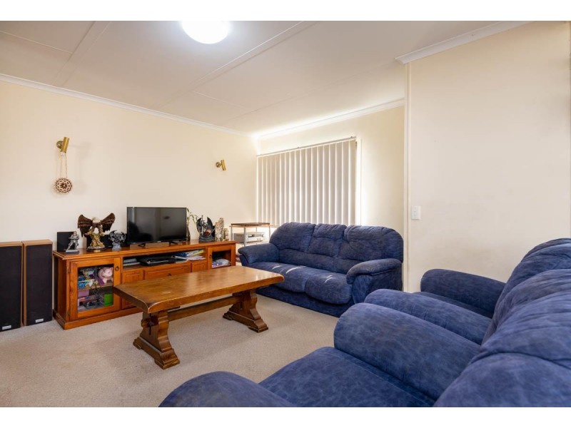 12 Schofield Drive, Safety Beach NSW 2456