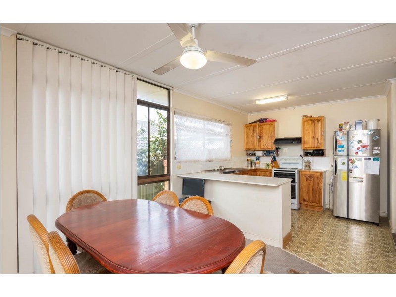 12 Schofield Drive, Safety Beach NSW 2456