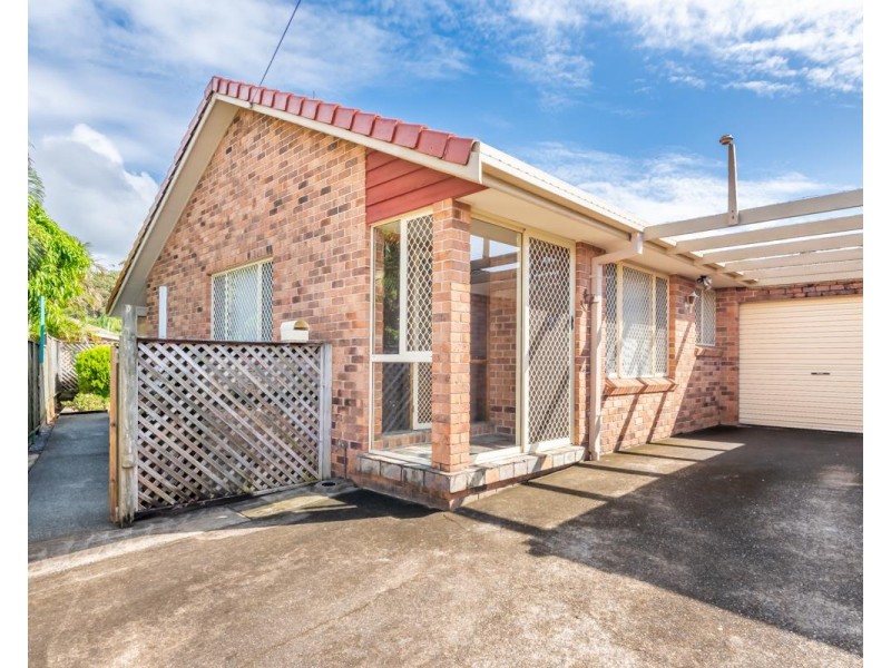 2/72 Scarborough Street, Woolgoolga NSW 2456