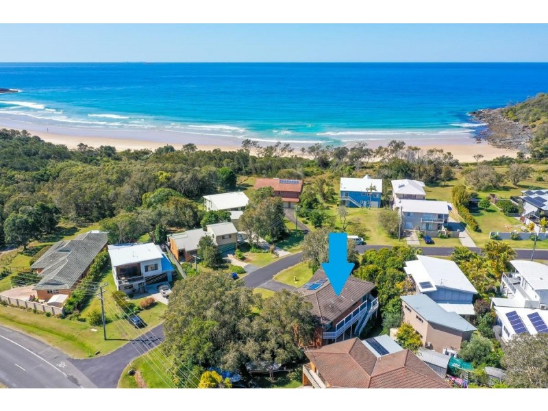 2 Fuller Street, Arrawarra Headland NSW 2456