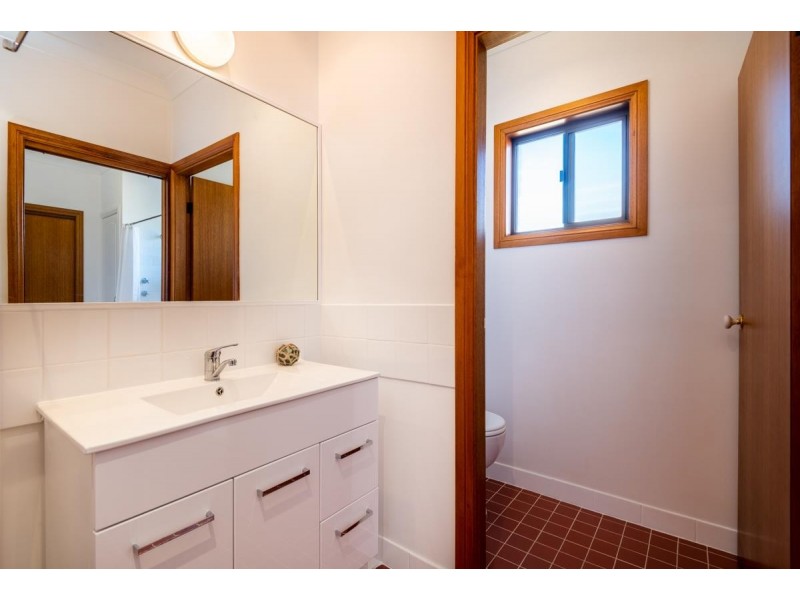 2 Fuller Street, Arrawarra Headland NSW 2456