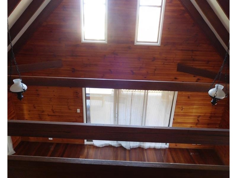 8 Schnapper Close, Emerald Beach NSW 2456