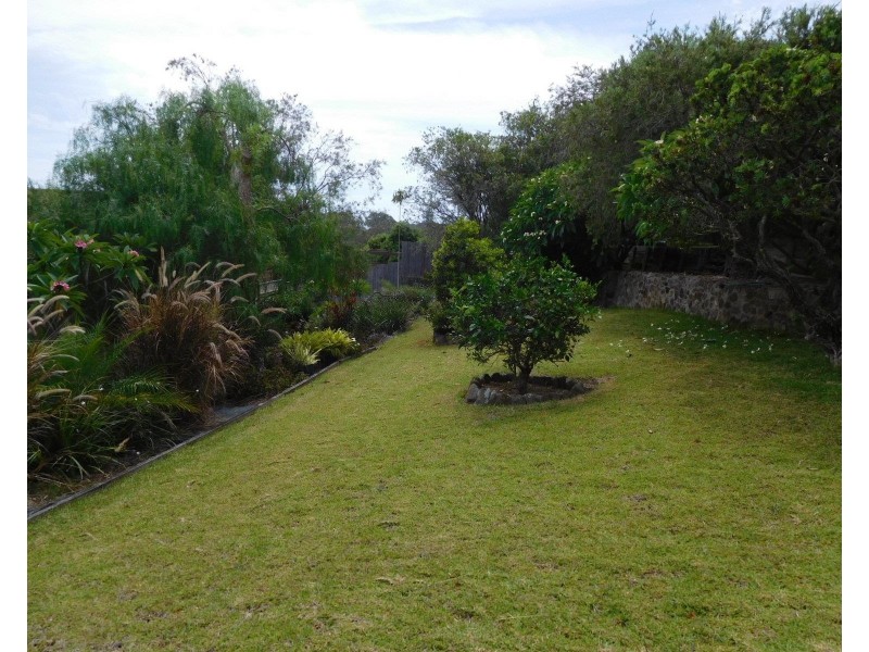 15 Campbell Street, Safety Beach NSW 2456