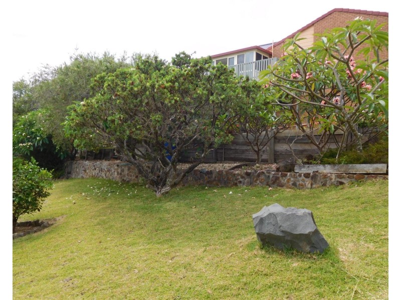 15 Campbell Street, Safety Beach NSW 2456