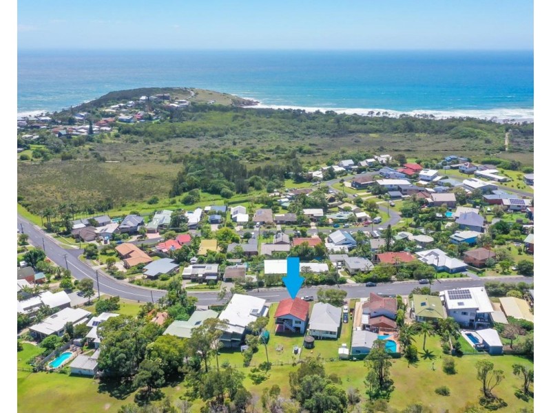 29 Arrawarra Road, Arrawarra Headland NSW 2456