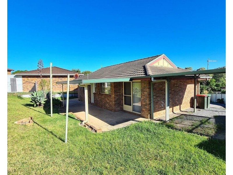 4 Cromer Close, Woolgoolga NSW 2456