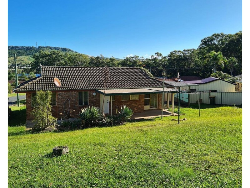 4 Cromer Close, Woolgoolga NSW 2456