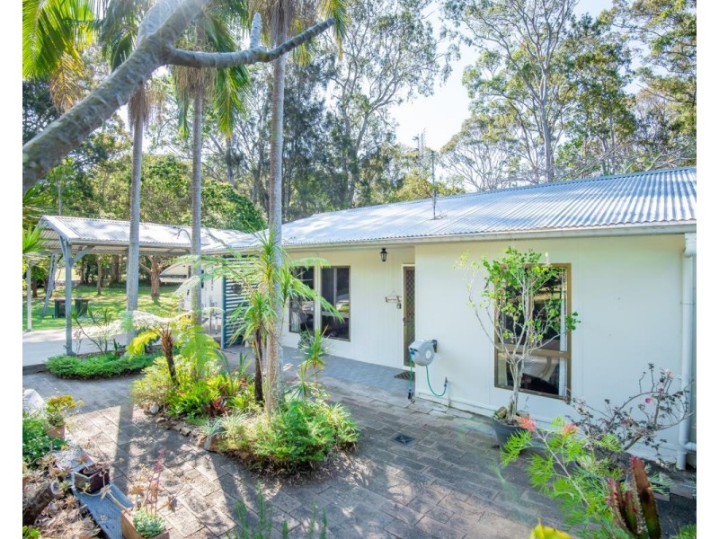 53 Safety Beach Drive, Safety Beach NSW 2456