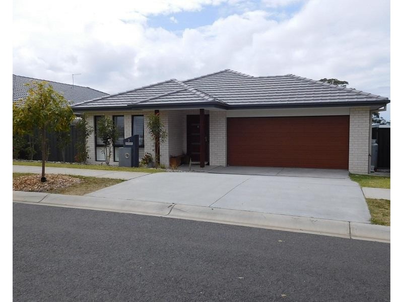 3 Shorebird Way, Sandy Beach NSW 2456