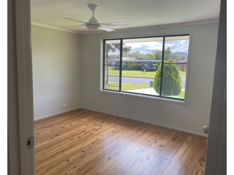 18 Turon Parade, Woolgoolga NSW 2456