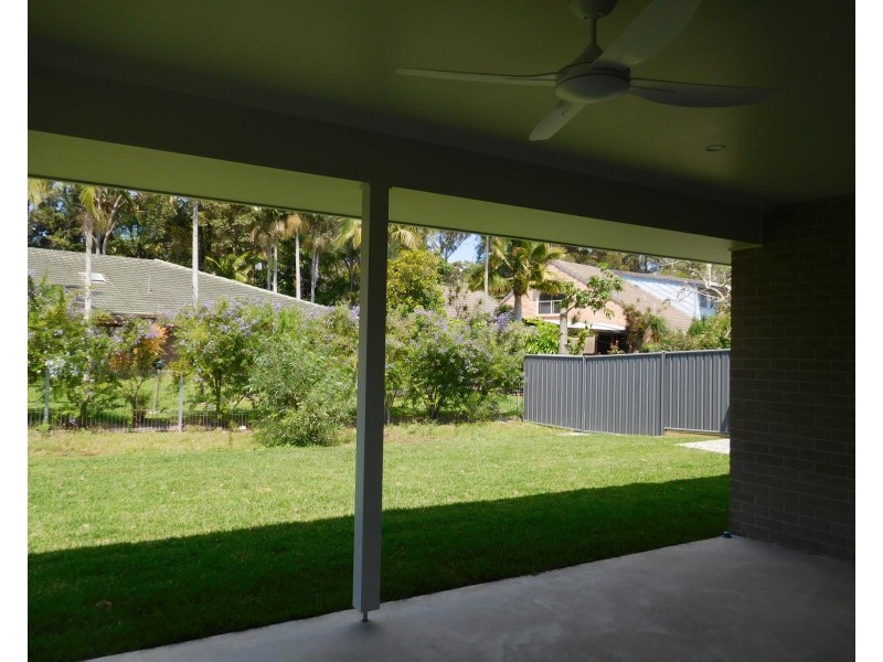 3  Como  Avenue, Emerald Beach NSW 2456