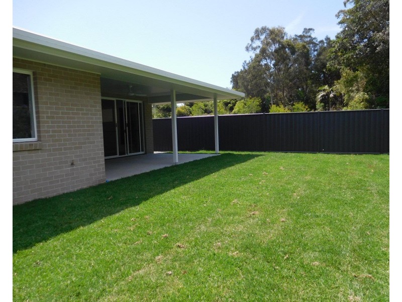 3  Como  Avenue, Emerald Beach NSW 2456