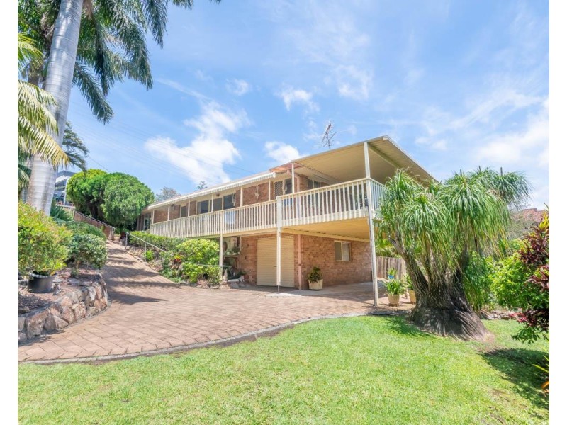 6 Clarence Street, Woolgoolga NSW 2456