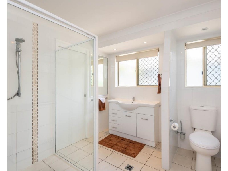 6 Clarence Street, Woolgoolga NSW 2456