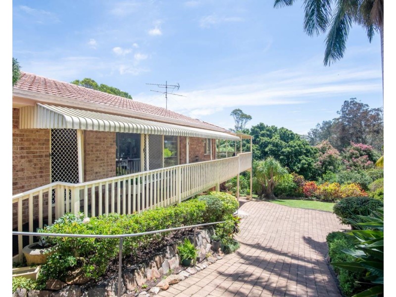6 Clarence Street, Woolgoolga NSW 2456