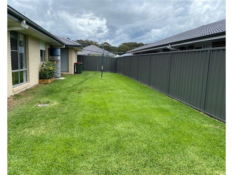 7 Rockpool Avenue, Sandy Beach NSW 2456
