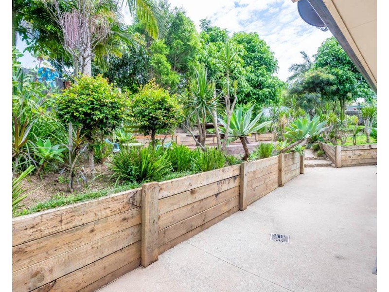 6 Sassafras Close, Woolgoolga NSW 2456