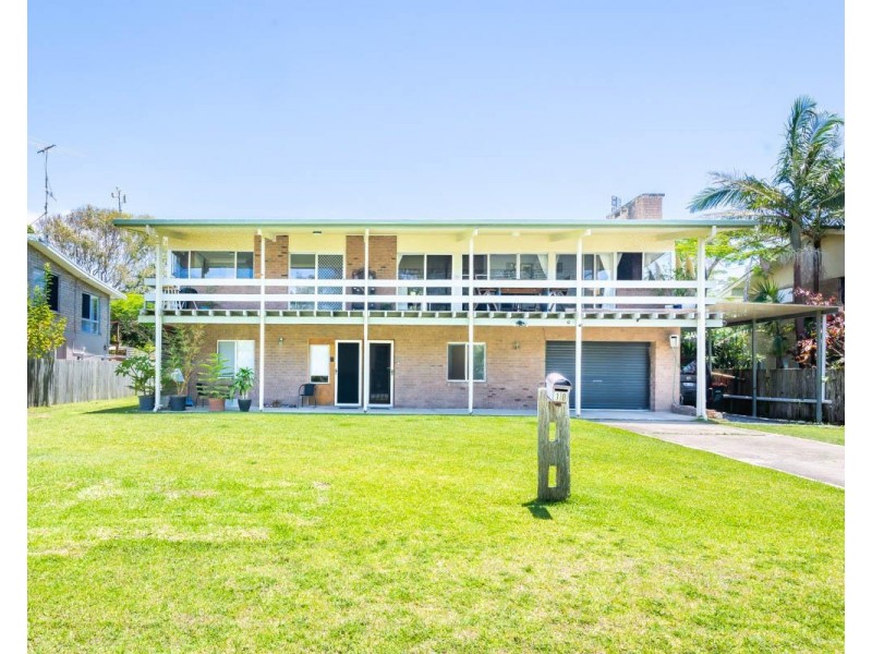 18 Sandys Beach Drive, Sandy Beach NSW 2456