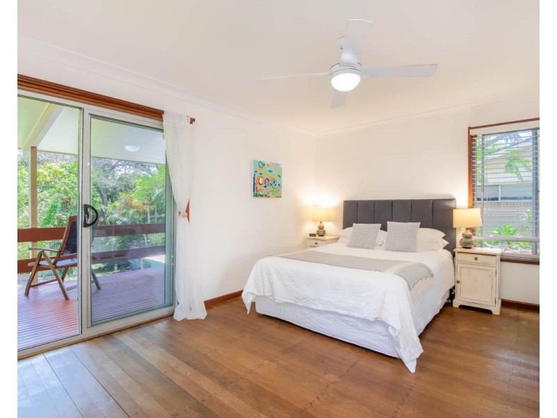 18 Sandys Beach Drive, Sandy Beach NSW 2456