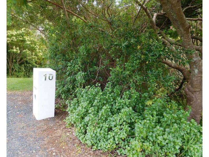 10 Emerald Heights Drive, Emerald Beach NSW 2456