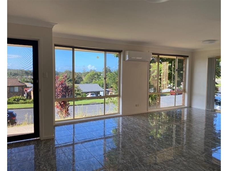 18 Barnes Street, Woolgoolga NSW 2456