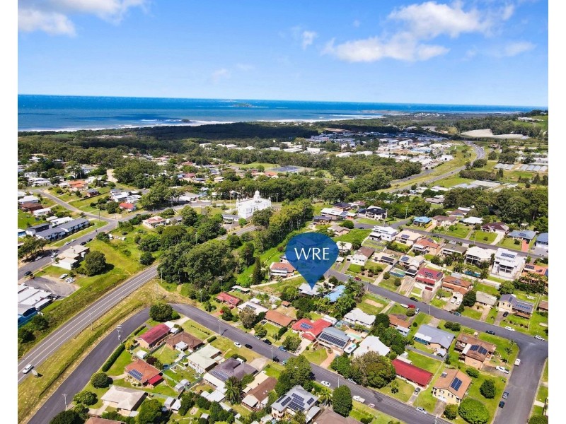 4 Barnes Street, Woolgoolga NSW 2456