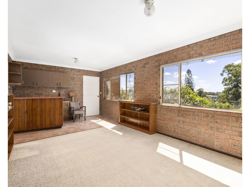4 Barnes Street, Woolgoolga NSW 2456
