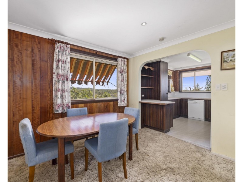 4 Barnes Street, Woolgoolga NSW 2456