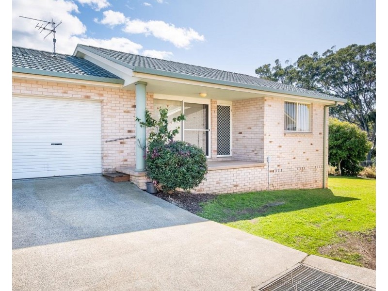 2/14-16 Strawberry Close, Woolgoolga NSW 2456
