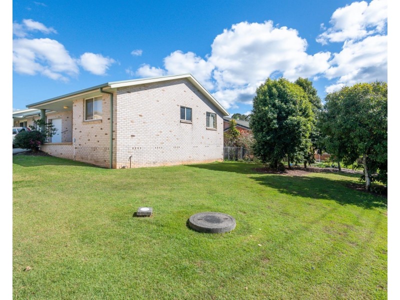 2/14-16 Strawberry Close, Woolgoolga NSW 2456