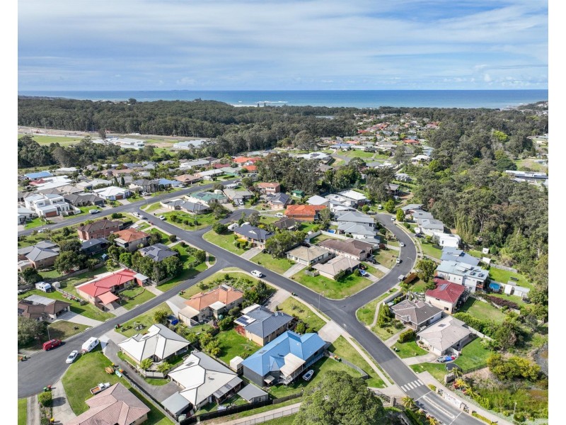 12 Mcintosh Crescent, Woolgoolga NSW 2456