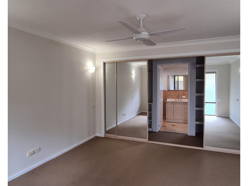 2/60 Beach  Street, Woolgoolga NSW 2456