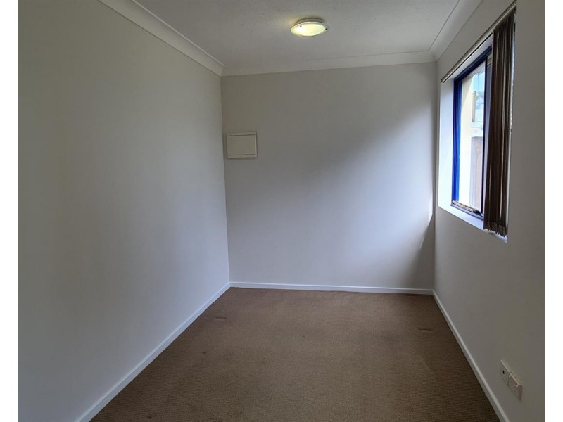 2/60 Beach  Street, Woolgoolga NSW 2456