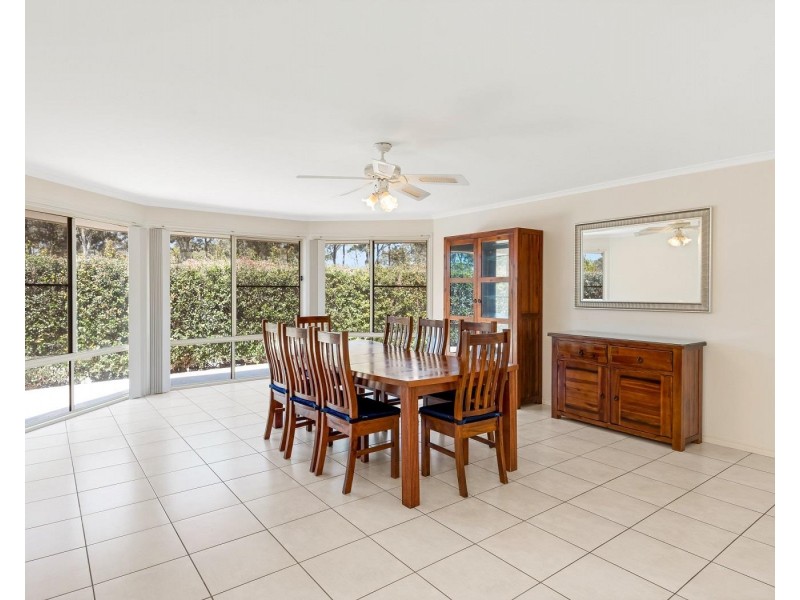 2 Quay Crescent, Safety Beach NSW 2456