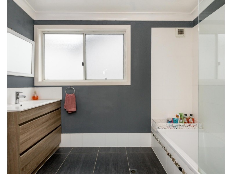 100 Diamond Head Drive, Sandy Beach NSW 2456