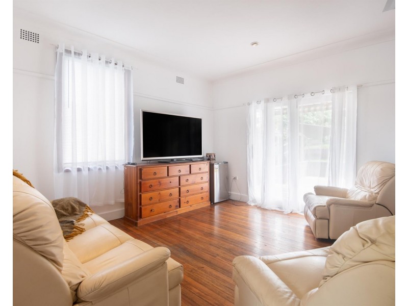 38 Diamond Head  Drive, Sandy Beach NSW 2456