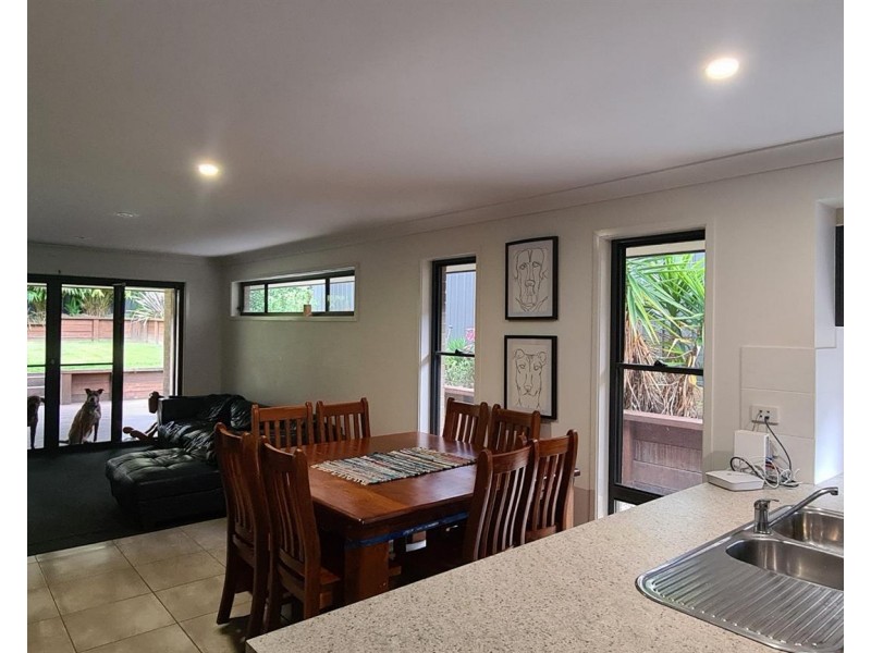 39 Admiralty Drive, Safety Beach NSW 2456
