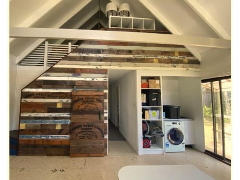 4 Wattle  Place, Sandy Beach NSW 2456