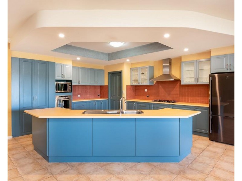 8 Vista Close, Woolgoolga NSW 2456