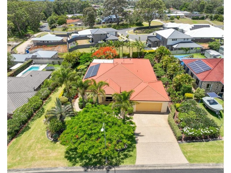 8 Vista Close, Woolgoolga NSW 2456